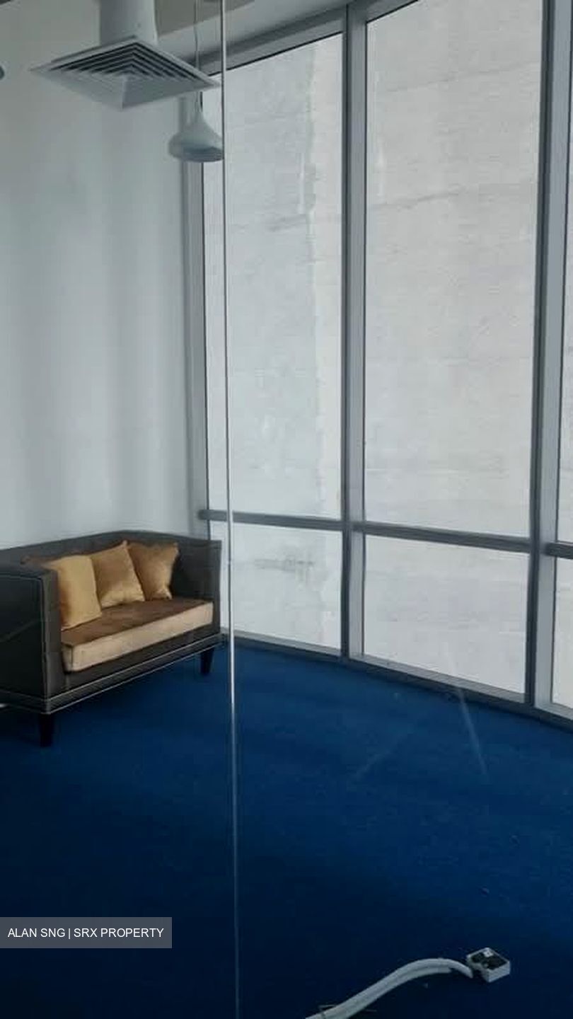 Oxley Tower (D1), Office #605340471